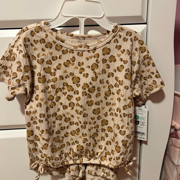 Carter's Other - Carter’s Toddler Leopard Print Shorts Set